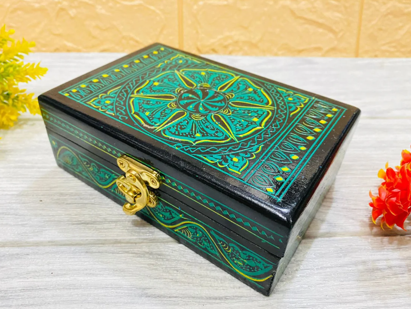 Large Laquer Art Jewelry Box - Green I Lauqer art Craft Decorative Accent I handpainted handcrafted I Sheesham Wood ( RoseWood) I Pakistani Artisan Design