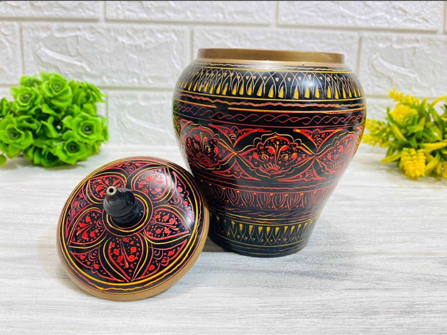 Small Laquer Art Vase with Lid - Black I lauqer art Craft Decorative Accent I handpainted handcrafted I Sheesham Wood ( RoseWood) I Pakistani Artisan Design