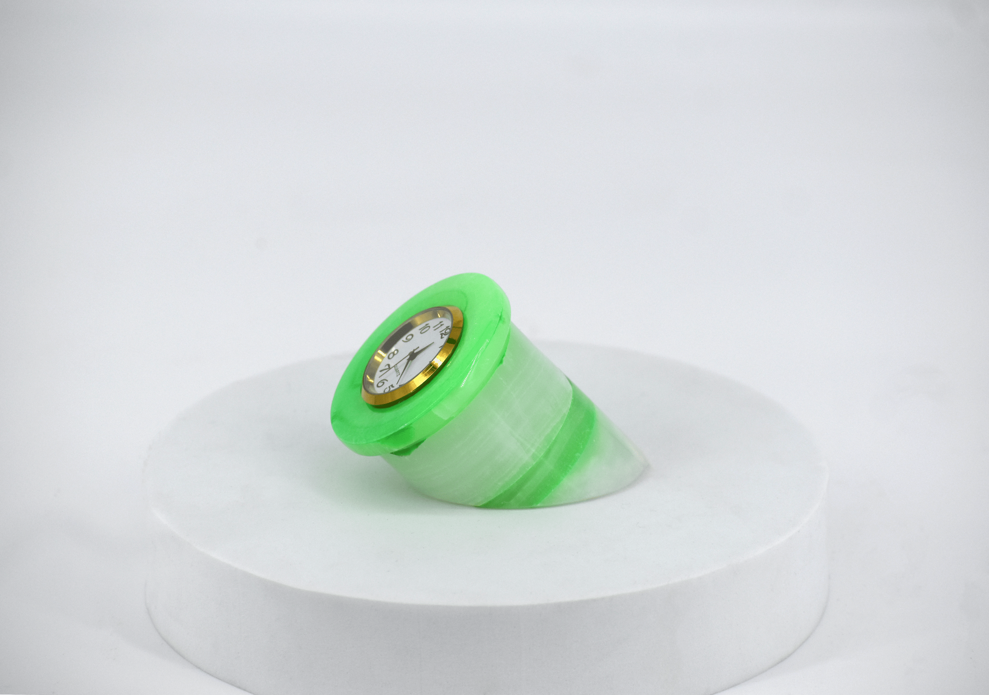 Round Table Clock - Green